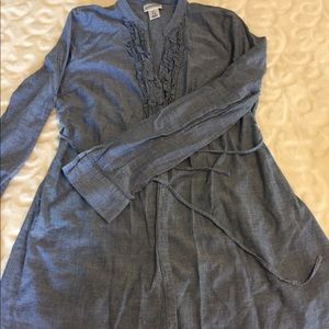 Maternity top and leggings